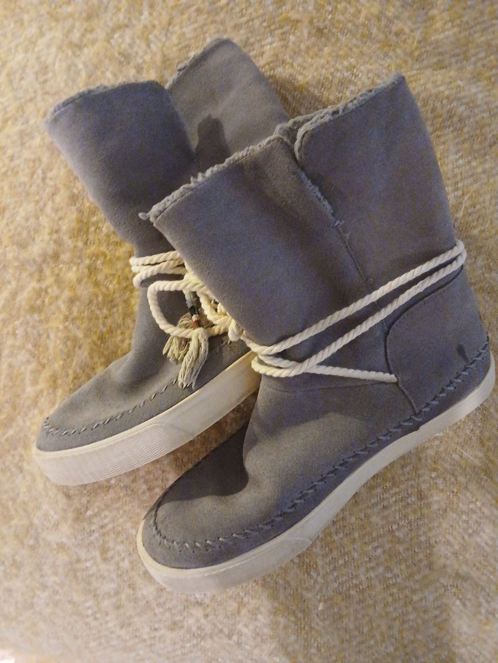 Women's Tom's Gray Suede Rope-Wrap Ankle Boots Size 8.5/9